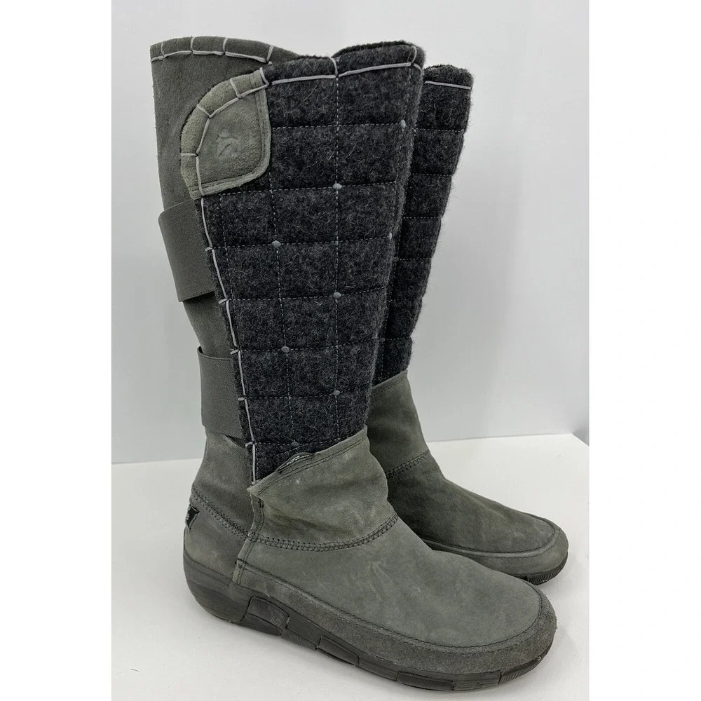 Cushe QuiltTrip Waterproof Winter Boot Size 6 Slip On Gray Suede Quilted